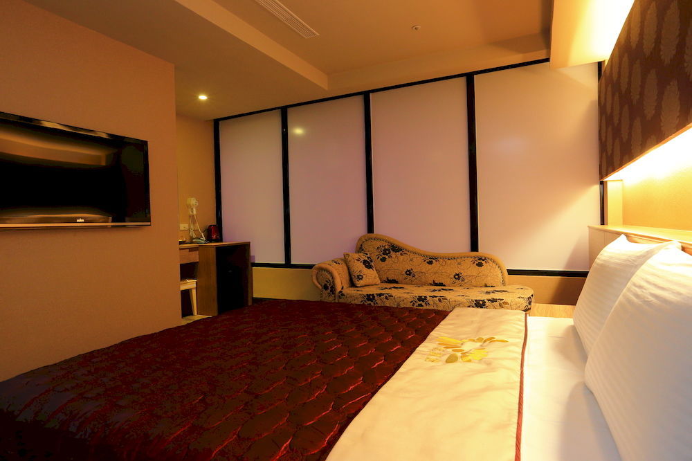 Colors Infinity Inn Taipei Bagian luar foto