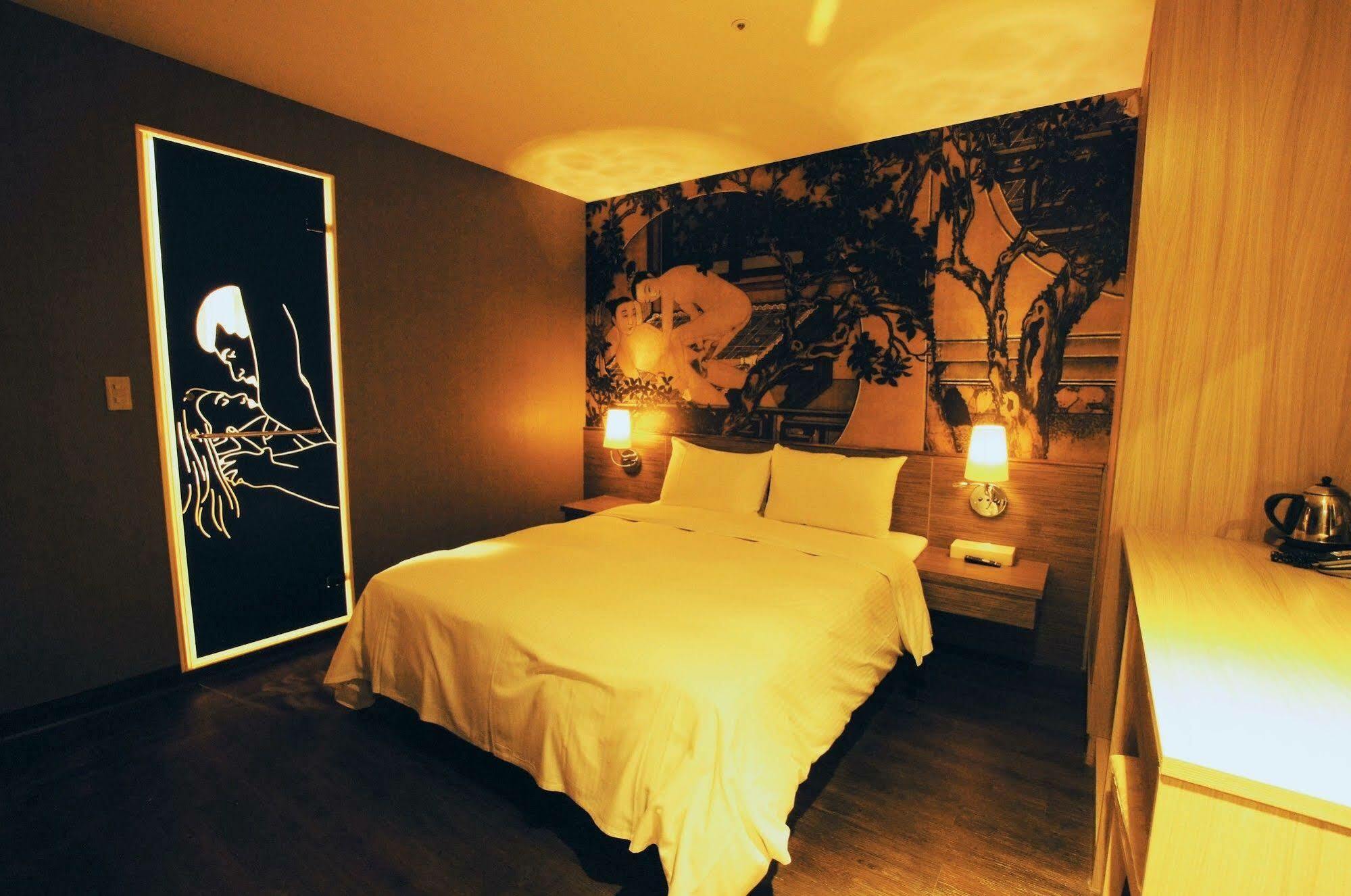 Colors Infinity Inn Taipei Bagian luar foto