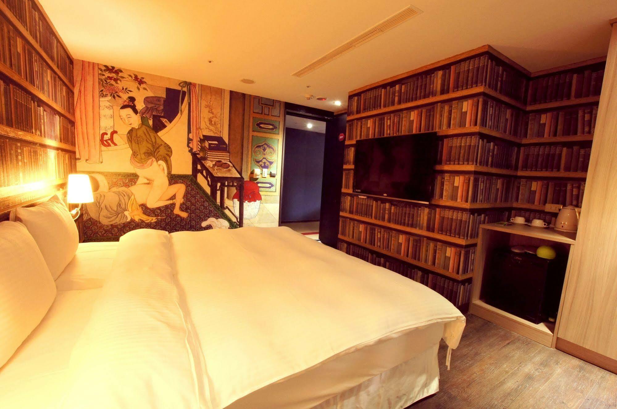 Colors Infinity Inn Taipei Bagian luar foto